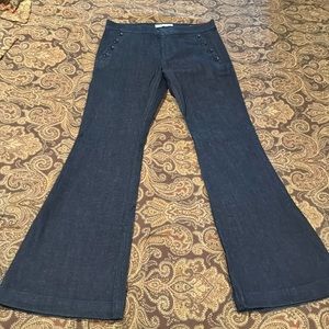 Banana Republic Dark Demin Sailor Jeans Size 27. Short